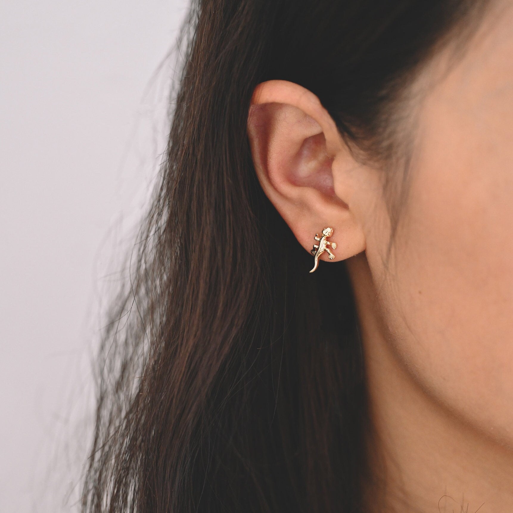 10pcs Gold Gecko Earrings 15x9mm, Gold Plated Brass Lizard Stud Earrings (GB-3998)